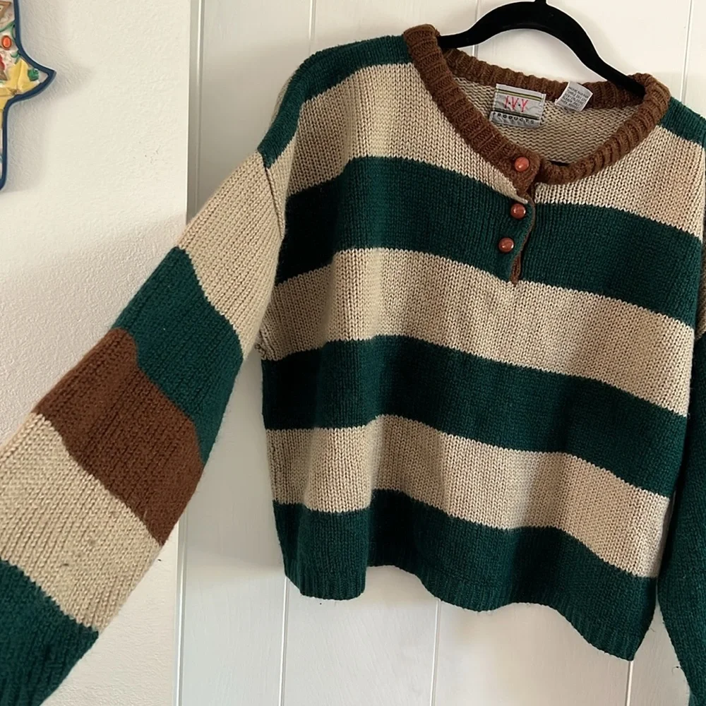 Vtg Striped Green and Cream Sweater Knit - Picture 3 of 4